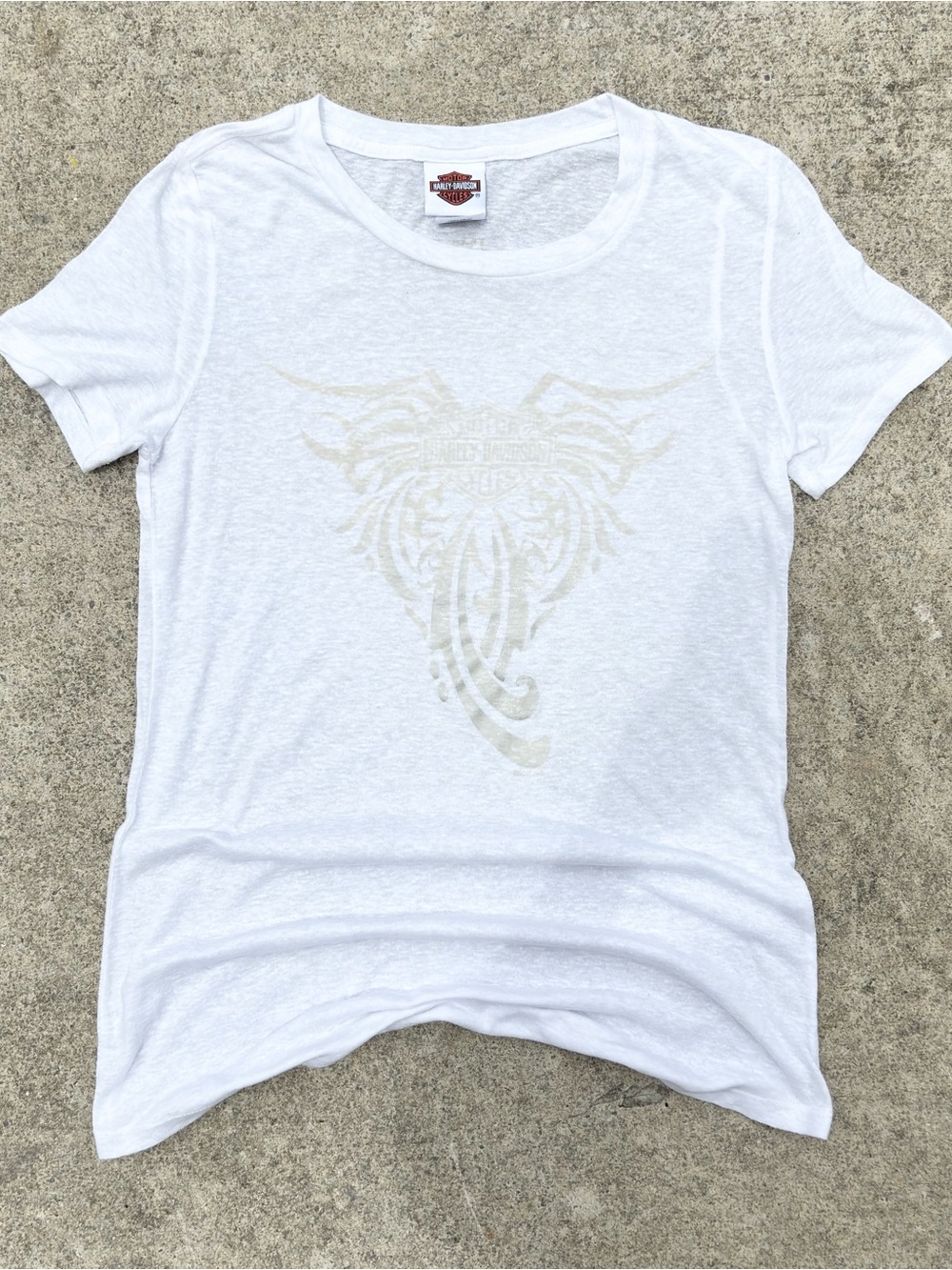 Harley-Davidson White Short-Sleeve Crewneck Tee with Subtle Front Graphic